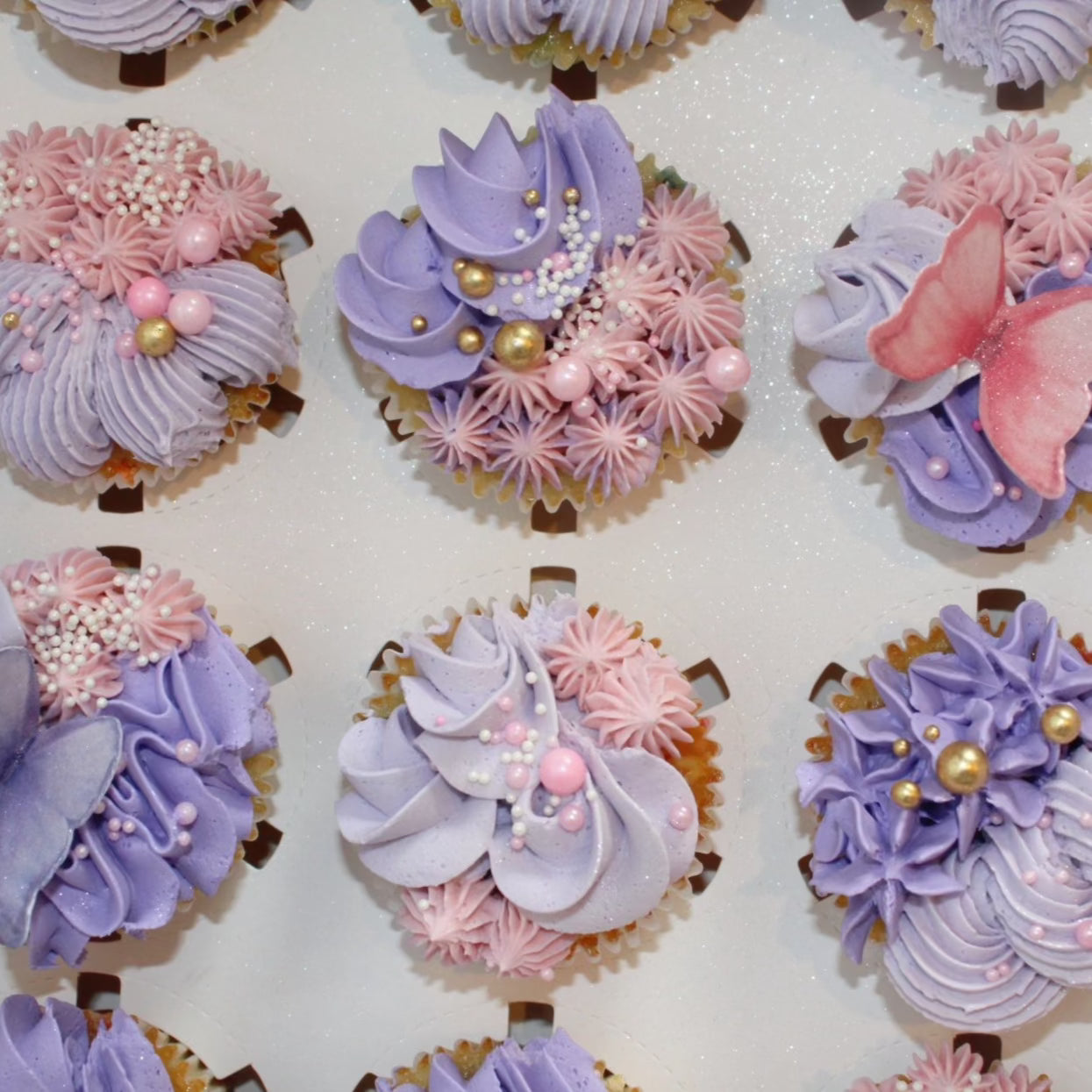 "All Dressed Up" Cupcakes